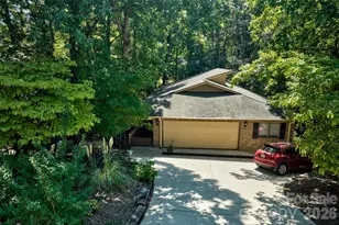 9 Cove Rd, Lake Wylie, SC 29710 - Photo 1
