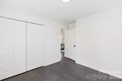 913 Tennyson Drive, Charlotte, NC 28208 - Photo 20