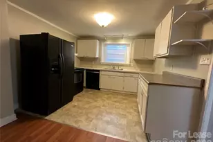 419 W 14th St, Salisbury, NC 28144 - Photo 4
