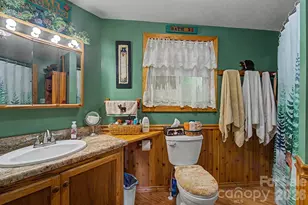 204 Mountain Laurel Dr, Bryson City, NC 28713 - Photo 14