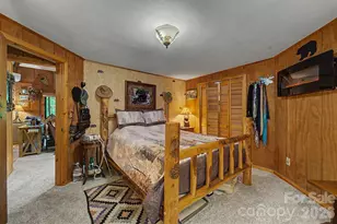 204 Mountain Laurel Dr, Bryson City, NC 28713 - Photo 12
