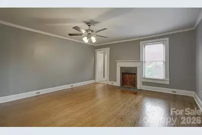 431 W Statesville Avenue, Mooresville, NC 28115 - Photo 6