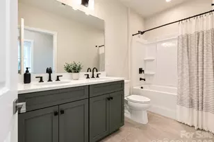 5132 Glenwalk Dr, Charlotte, NC 28269 - Photo 32
