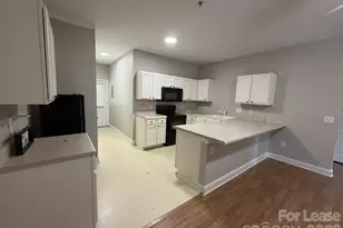 21231 Hickory St, Cornelius, NC 28031 - Photo 6