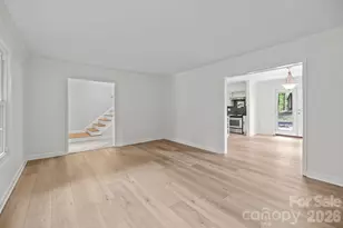 6713 William Harry Ct, Charlotte, NC 28211 - Photo 14