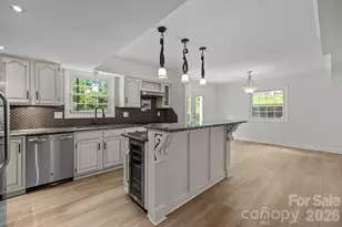 6713 William Harry Ct, Charlotte, NC 28211 - Photo 8
