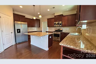 2082 Feldspar Drive, Kannapolis, NC 28036 - Photo 2