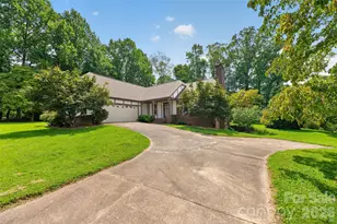 2923 Dogwood Dr, Claremont, NC 28610 - Photo 1