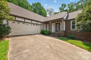 2923 Dogwood Dr, Claremont, NC 28610 - Photo 4