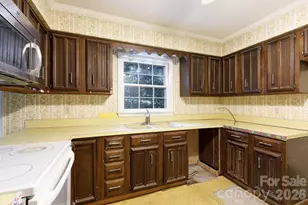 6323 Chalyce Ln, Charlotte, NC 28270 - Photo 16