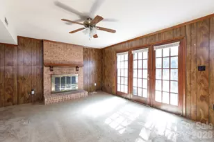 6323 Chalyce Ln, Charlotte, NC 28270 - Photo 8