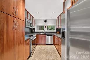 501 Ellsworth Rd, Charlotte, NC 28211 - Photo 16