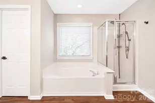 3837 Beauvista Dr, Charlotte, NC 28269 - Photo 20