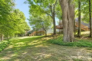 3837 Beauvista Dr, Charlotte, NC 28269 - Photo 34