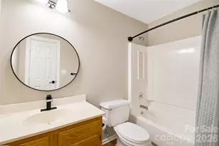 3837 Beauvista Dr, Charlotte, NC 28269 - Photo 26