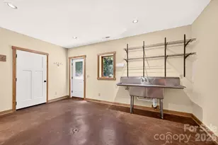 243 Cragmont Rd, Black Mountain, NC 28711 - Photo 30