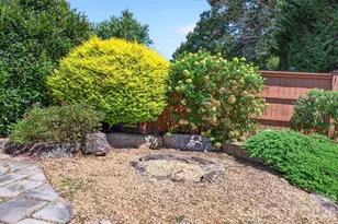 243 Cragmont Rd, Black Mountain, NC 28711 - Photo 34