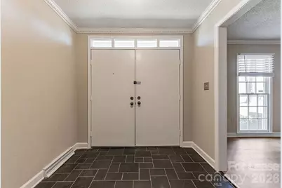 2801 Valencia Terrace, Charlotte, NC 28211 - Photo 2