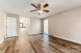 2801 Valencia Terrace, Charlotte, NC 28211 - Photo 12