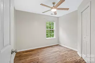 1719 Oleander Hill Ct, Charlotte, NC 28214 - Photo 8