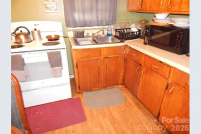 2516 Booker Avenue, Charlotte, NC 28216 - Photo 4
