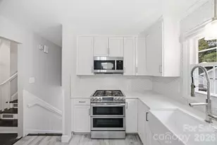 1724 Delchester Dr, Charlotte, NC 28210 - Photo 10