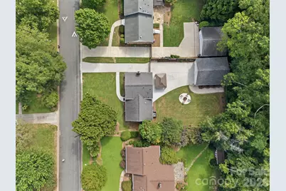 1724 Delchester Drive, Charlotte, NC 28210 - Photo 30