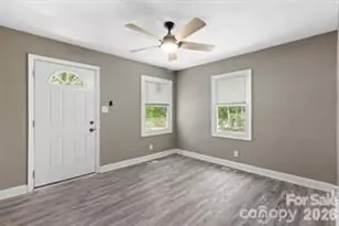 2516 Remington St, Charlotte, NC 28216 - Photo 8