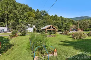 550 Lickstone Rd, Waynesville, NC 28786 - Photo 36