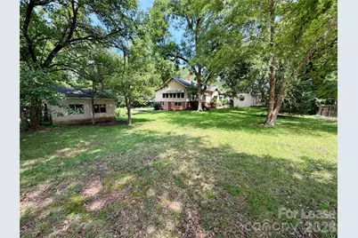 123 S Sycamore Street, Mooresville, NC 28115 - Photo 36