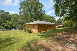 901 S 10th St, Bessemer City, NC 28016 - Photo 28