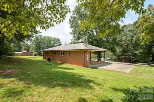 901 S 10th St, Bessemer City, NC 28016 - Photo 26