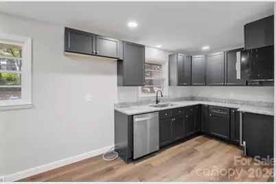 901 S 10th Street, Bessemer City, NC 28016 - Photo 12