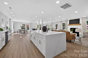 153 Woodlynn Dr, Charlotte, NC 28214 - Photo 10