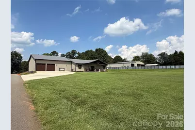 7562 Long Island Road, Catawba, NC 28609 - Photo 2