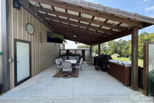 7562 Long Island Rd, Catawba, NC 28609 - Photo 8