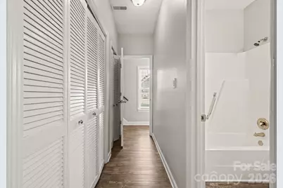 8163 Walnut Creek Lane, Charlotte, NC 28227 - Photo 18