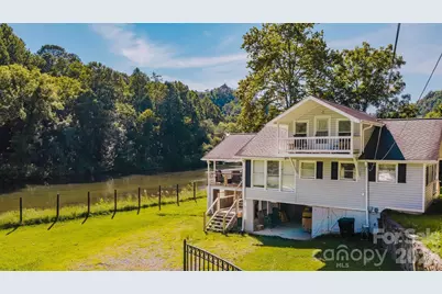 1380 Highway 19A Highway, Whittier, NC 28789 - Photo 2