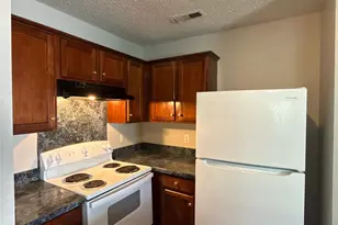 1601 Elk Creek Ct, Charlotte, NC 28214 - Photo 6