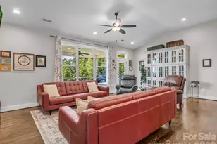 718 Tinsberry Ln, Inman, SC 29349 - Photo 12