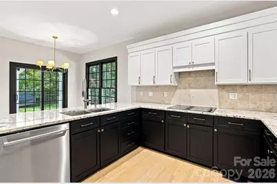 5111 Downing Creek Drive, Charlotte, NC 28269 - Photo 18