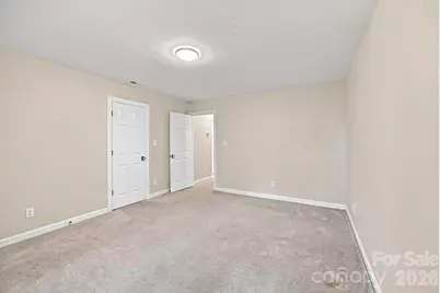 5111 Downing Creek Drive, Charlotte, NC 28269 - Photo 28