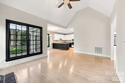5111 Downing Creek Drive, Charlotte, NC 28269 - Photo 14