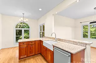 1001 Stone Dr, Brevard, NC 28712 - Photo 22