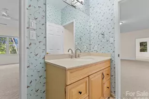 1001 Stone Dr, Brevard, NC 28712 - Photo 38