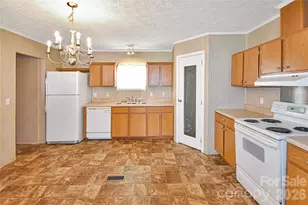 432 Forest Pl NW, Lenoir, NC 28645 - Photo 8