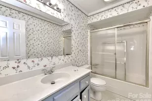 1401 Heatherloch Dr, Gastonia, NC 28054 - Photo 24