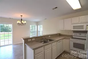 1201 Winding Path Rd, Clover, SC 29710 - Photo 6
