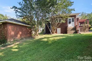 65 Longview Rd, Asheville, NC 28806 - Photo 24