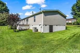 12 N Frederick Ln, Hendersonville, NC 28792 - Photo 38